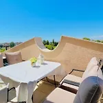 Апартаменты Bratanov Vip Zone Maisonettes 606 & 609 *