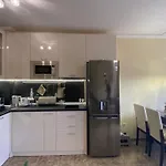 Апартаменты Bratanov Vip Zone Maisonettes 606 & 609