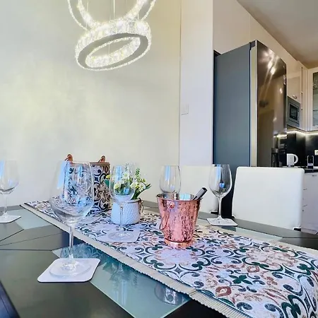 Bratanov Vip Zone Maisonettes 606 & 609 * サニービーチ