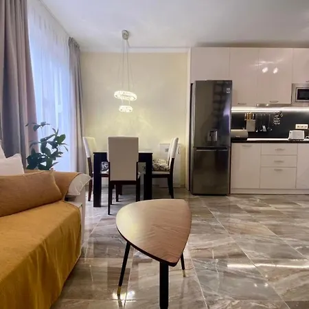 Bratanov Vip Zone Maisonettes 606&609 *