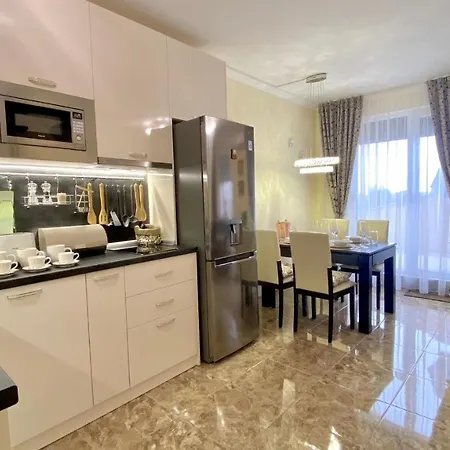 Bratanov Vip Zone Maisonettes 606 & 609 アパート *