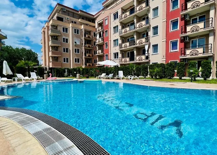 Апартамент Bratanov Vip Zone Maisonettes 606 & 609