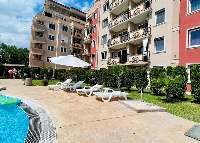 Апартамент Bratanov Vip Zone Maisonettes 606 & 609 *