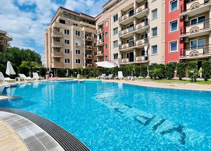 Апартамент Bratanov Vip Zone Maisonettes 606 & 609 Слънчев бряг