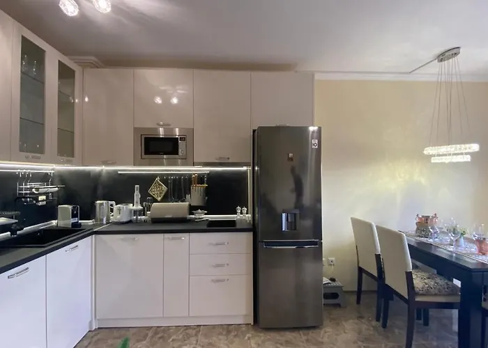 Апартамент Bratanov Vip Zone Maisonettes 606 & 609