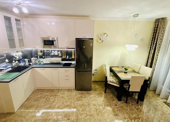 Апартамент Bratanov Vip Zone Maisonettes 606 & 609