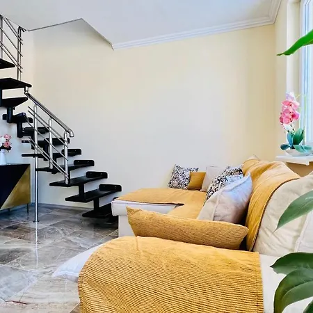 Bratanov Vip Zone Maisonettes 606 & 609 *